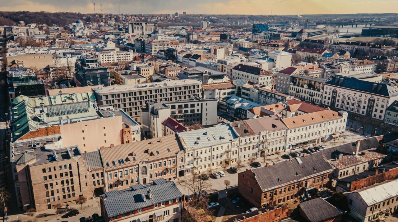 Beautiful Apartment In The Heart Of Kaunas Exterior photo