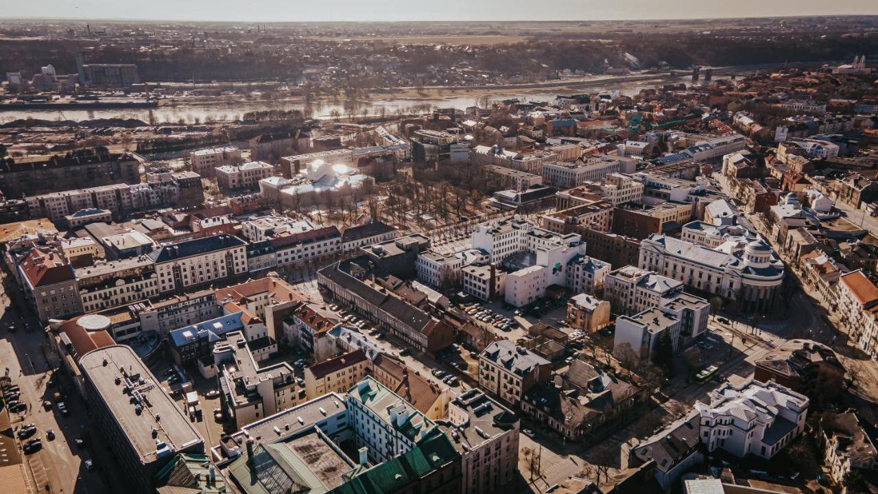 Beautiful Apartment In The Heart Of Kaunas Exterior photo